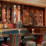 100 Queen\'S Gate Hotel London, Curio Collection By Hilton 