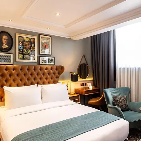 100 Queen'S Gate Hotel London, Curio Collection By Hilton Exterior photo